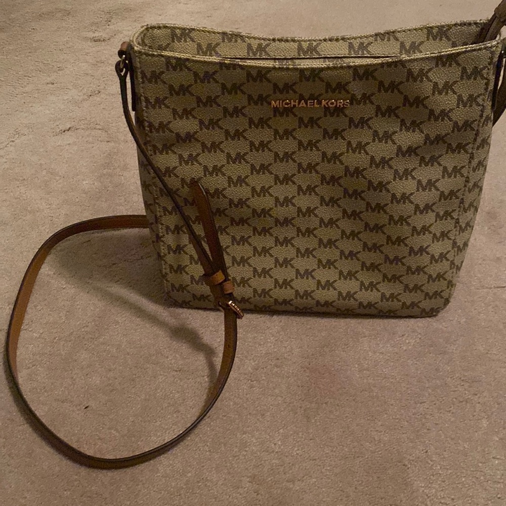 Michael Kors bag (with tags)